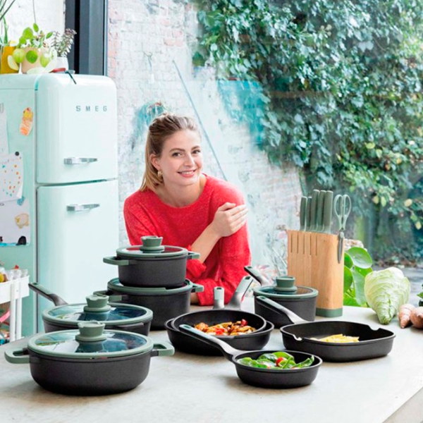 Cratiță BergHOFF Leo Forest 5.6l Aluminiu / Black photo 4 Cratiță BergHOFF Leo Forest 5.6l Aluminiu / Black photo 4